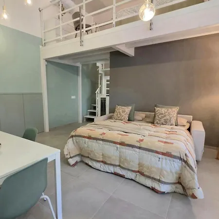 Seven, Loft A 70metri Dal Mare 아파트